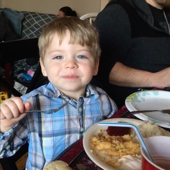 Meet your Posher, Danielle - Picture 3 of 5